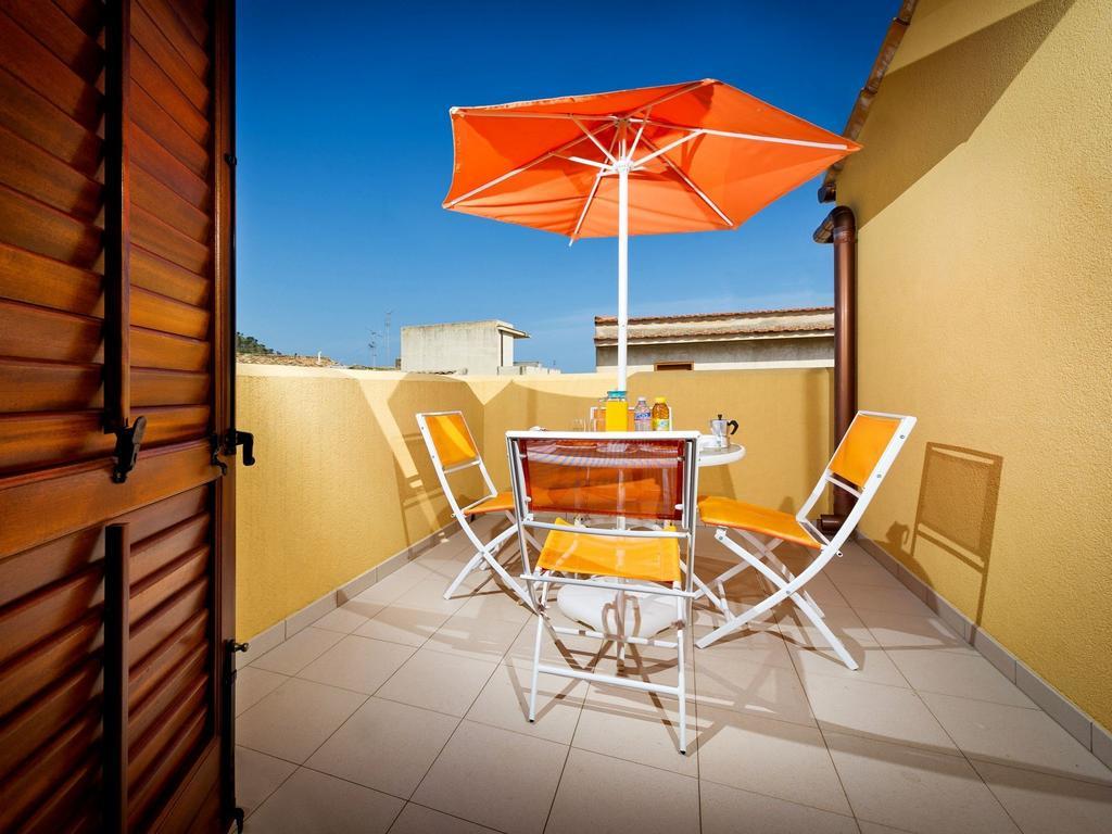 Residence Mareluna Кастелламмаре-дель-Гольфо Номер фото