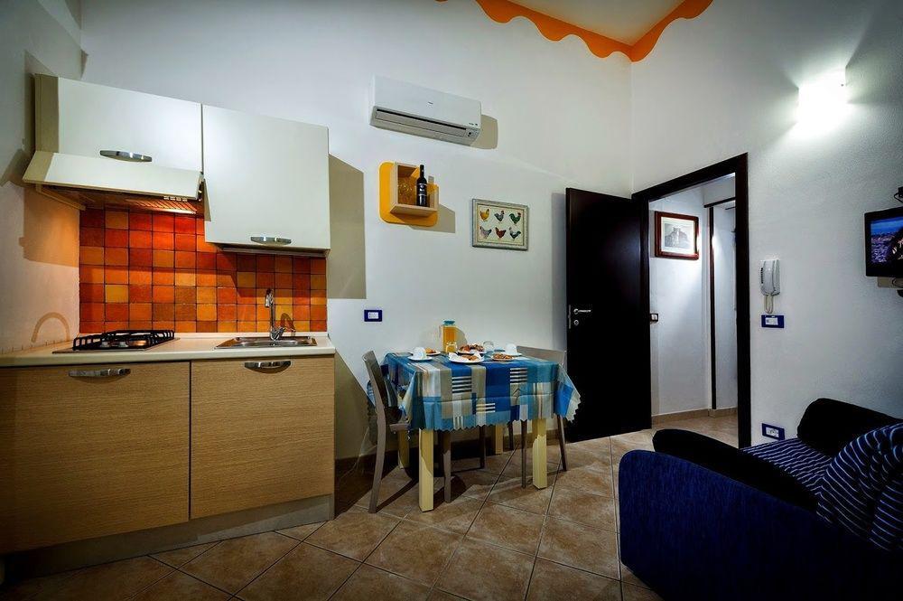 Residence Mareluna Кастелламмаре-дель-Гольфо Екстер'єр фото